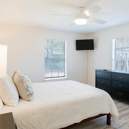 House In Mobile Newly Renovated! Quiet & Centrally Located! Exteriör bild